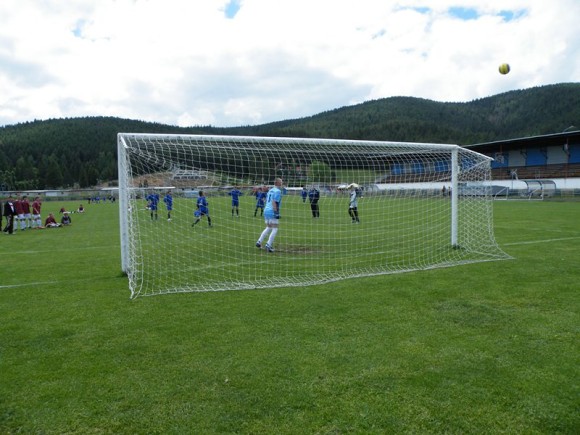 Svit - priate�sk� z�pas